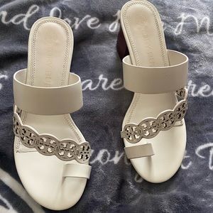 PreLoved Tory Burch Sandals Size 8 1/2 Ivory